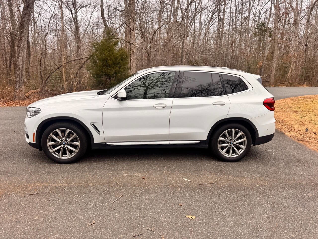 Used 2018 BMW X3 xDrive30i image 2