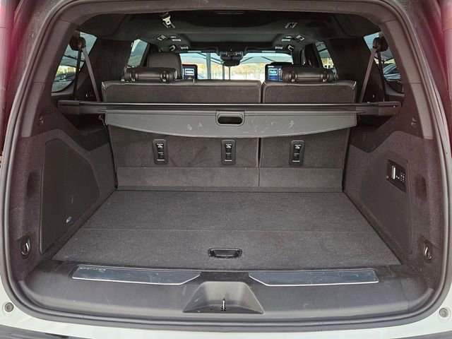Certified 2022 Cadillac Escalade ESV Sport Platinum w/ Heavy-Duty Trailer Package image 29
