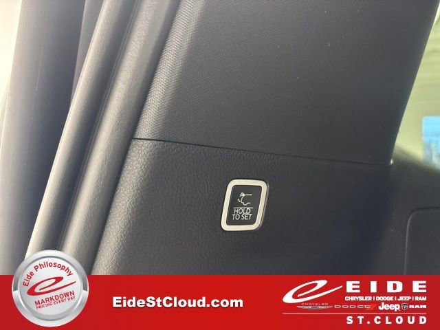 New 2026 Jeep Grand Wagoneer L Limited image 14