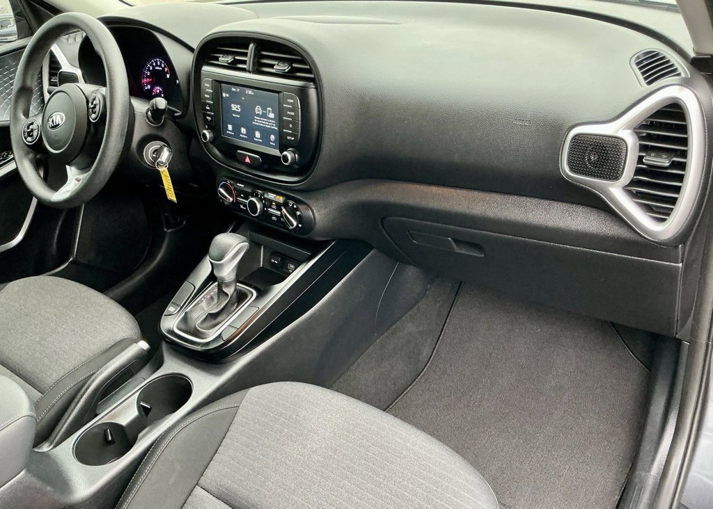 Used 2020 Kia Soul S image 24