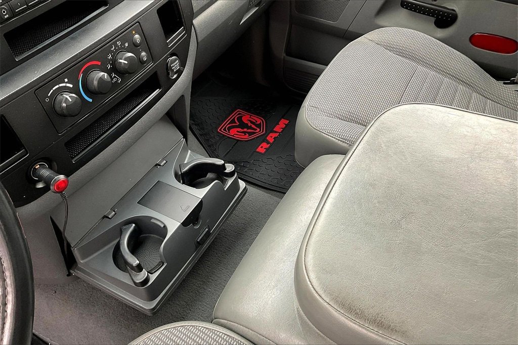 Used 2008 Dodge Ram 1500 Truck ST image 14