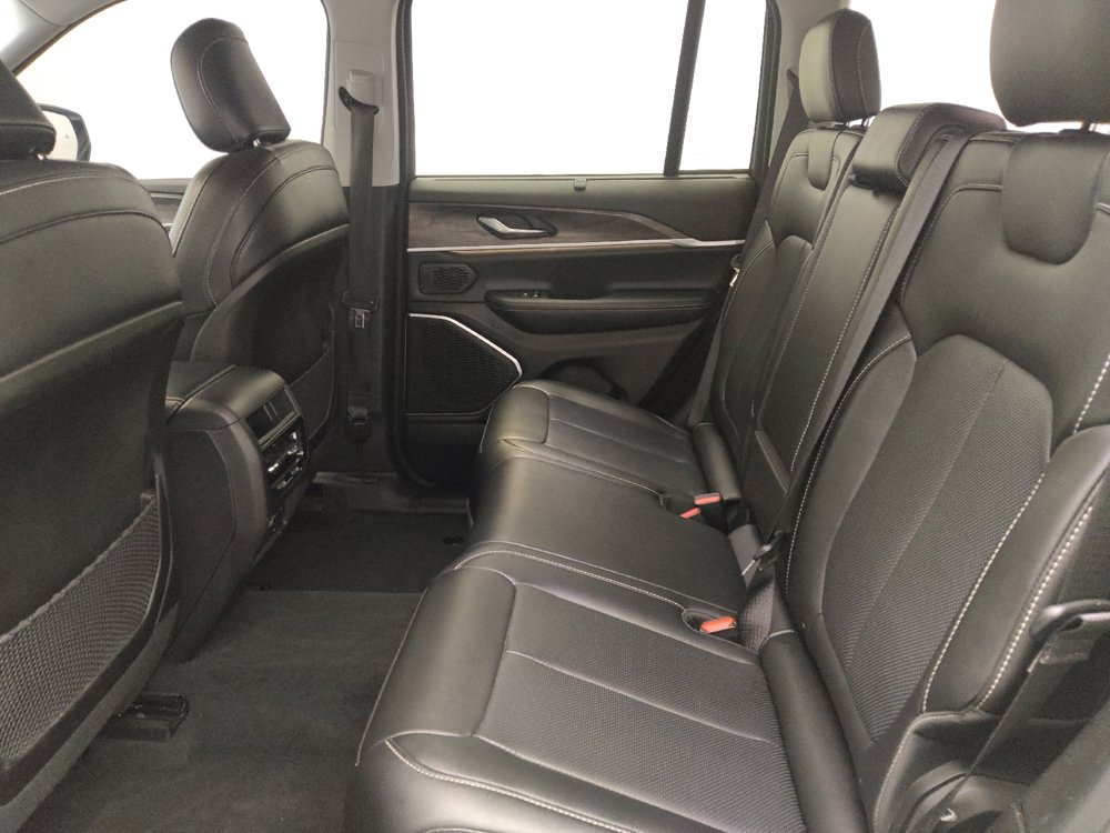 Used 2022 Jeep Grand Cherokee Limited 4xe w/ Luxury Tech Group II image 18