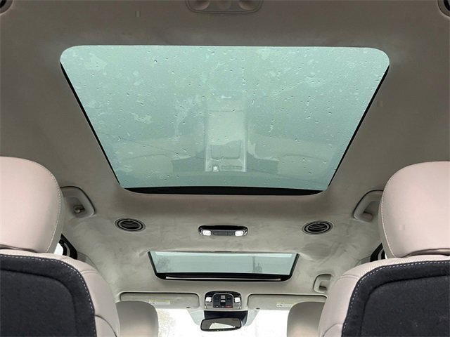 Used 2022 Hyundai Palisade Calligraphy image 17