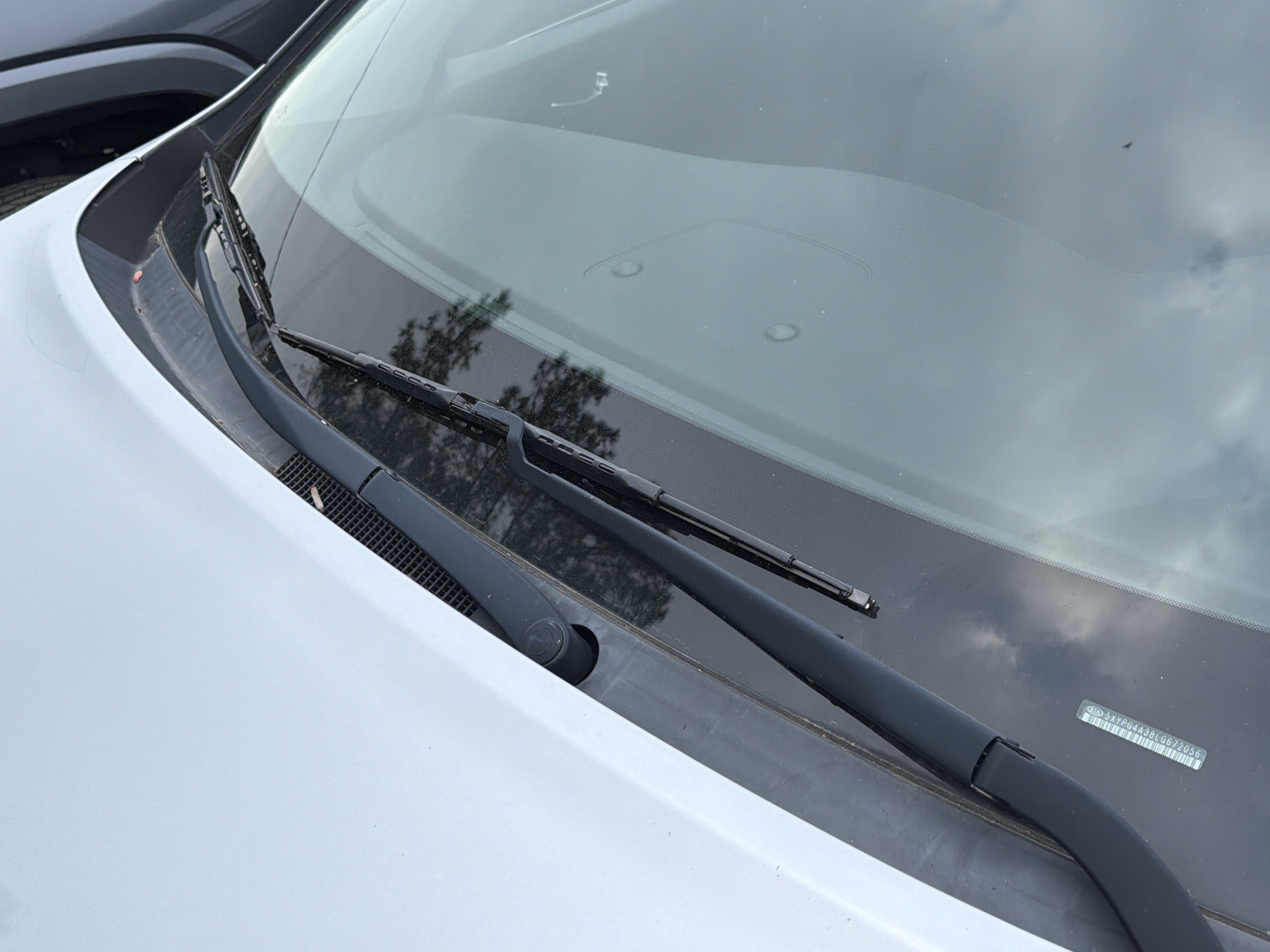 Used 2020 Kia Sorento LX image 11