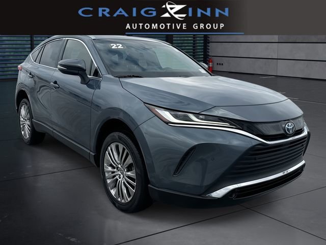 Used 2022 Toyota Venza XLE AWD/4WD image 1