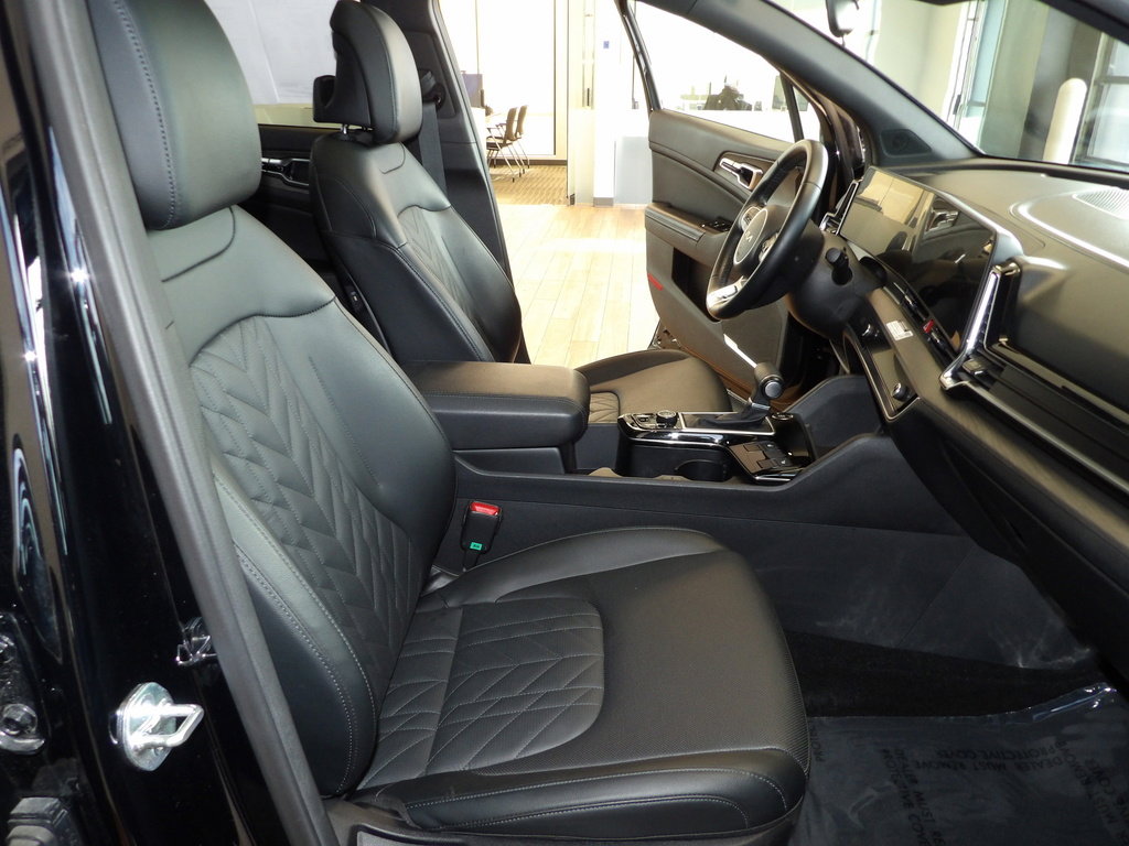 Used 2023 Kia Sportage X-Line w/ X-Line Premium Package image 14