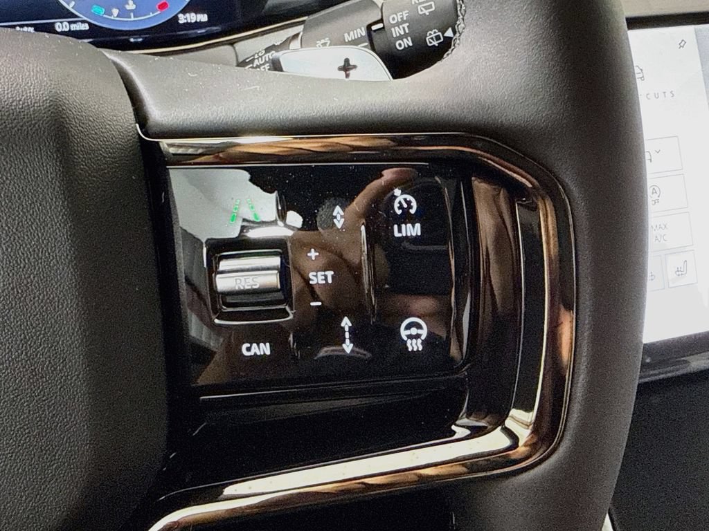 New 2026 Land Rover Range Rover Evoque Hoxton AWD/4WD image 12