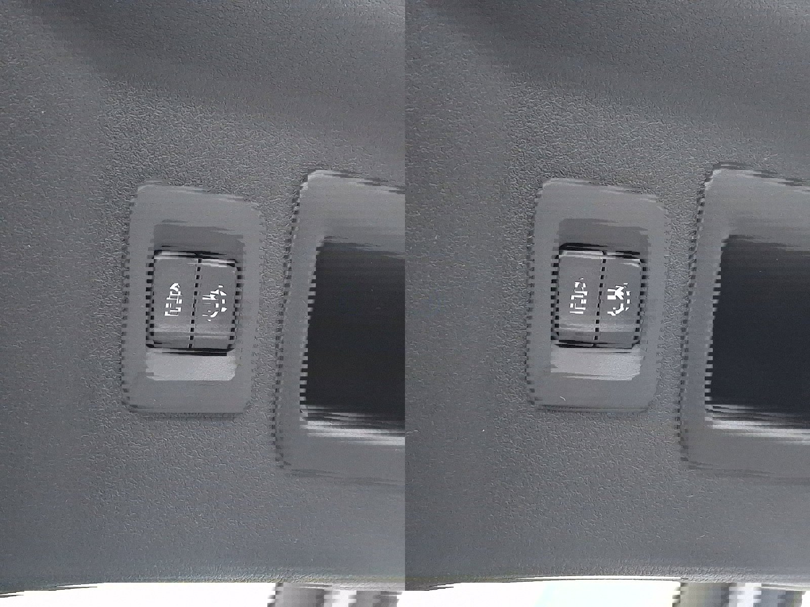 Certified 2024 MAZDA CX-90 Plug-In Hybrid w/ Premium Pkg image 33