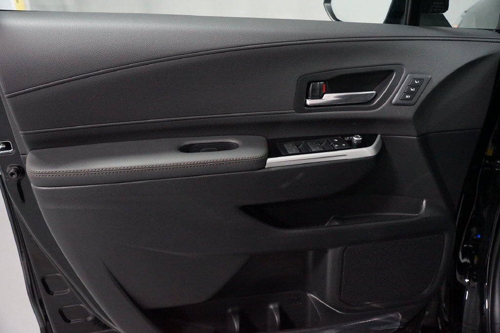 New 2026 Toyota Sienna Platinum AWD/4WD image 34
