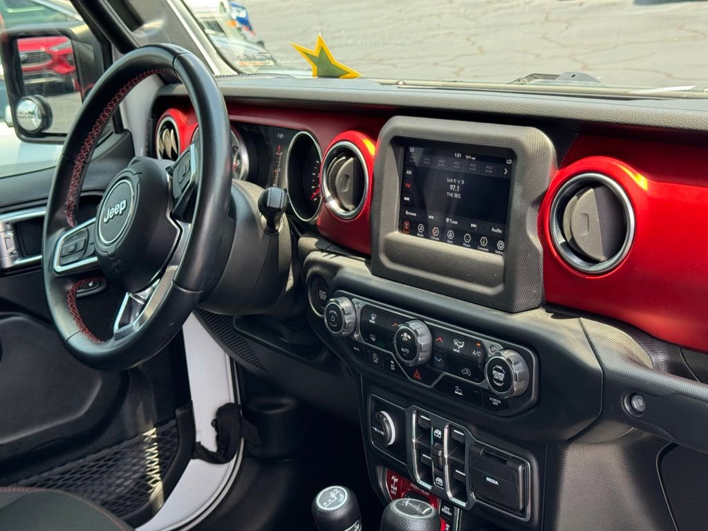 Used 2020 Jeep Gladiator Rubicon w/ Trailer Tow Package image 23