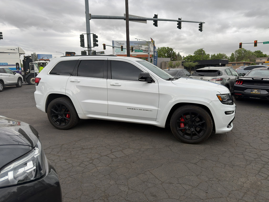 Used 2015 Jeep Grand Cherokee SRT AWD/4WD image 9