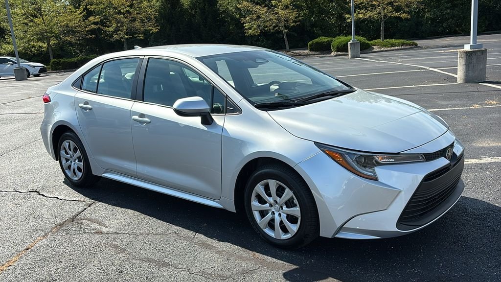 New 2026 Toyota Corolla LE FWD image 27