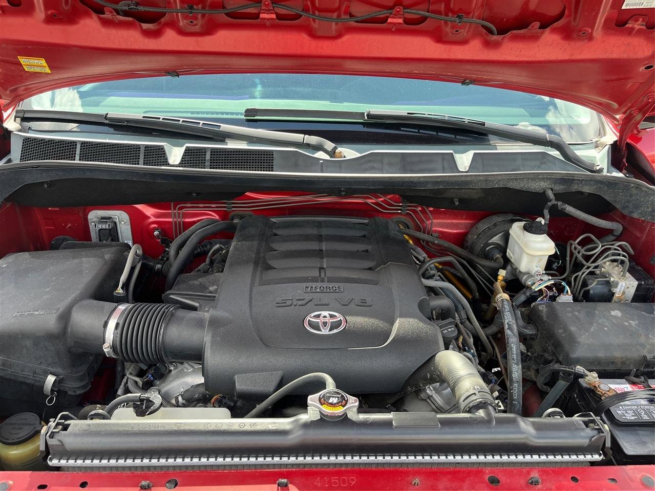 Used 2013 Toyota Tundra 2WD CrewMax w/ SR5 Pkg image 11