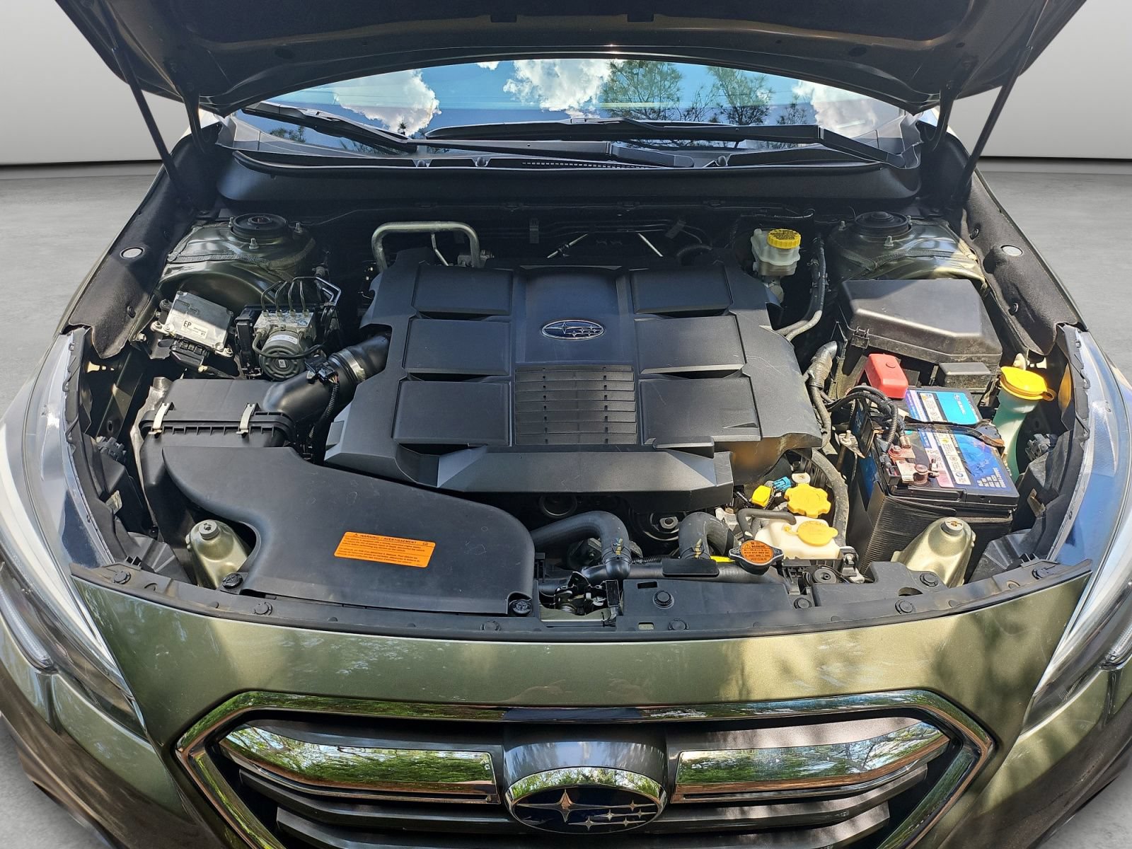 Used 2019 Subaru Outback 3.6R Touring AWD/4WD image 36