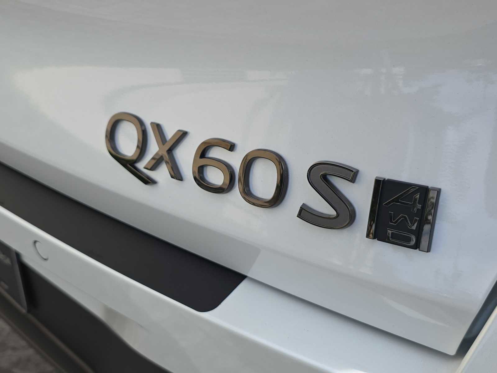 New 2026 INFINITI QX60 Autograph w/ Dark Cargo Package image 6