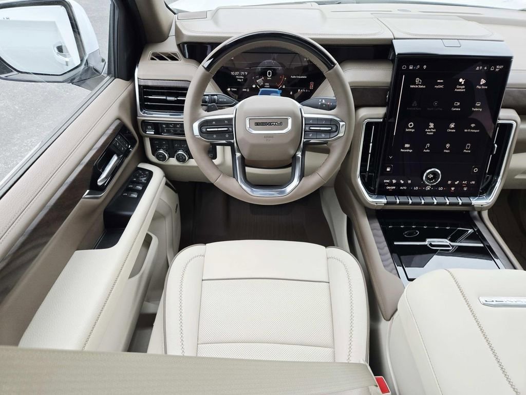 New 2026 GMC Yukon Denali w/ Denali Reserve Package AWD/4WD image 11