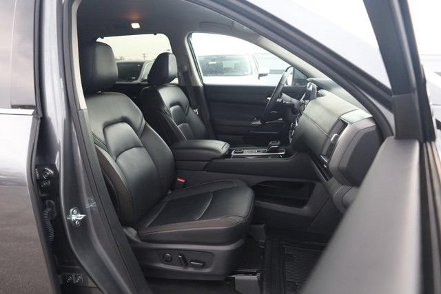 Certified 2025 Nissan Pathfinder SL AWD/4WD image 29