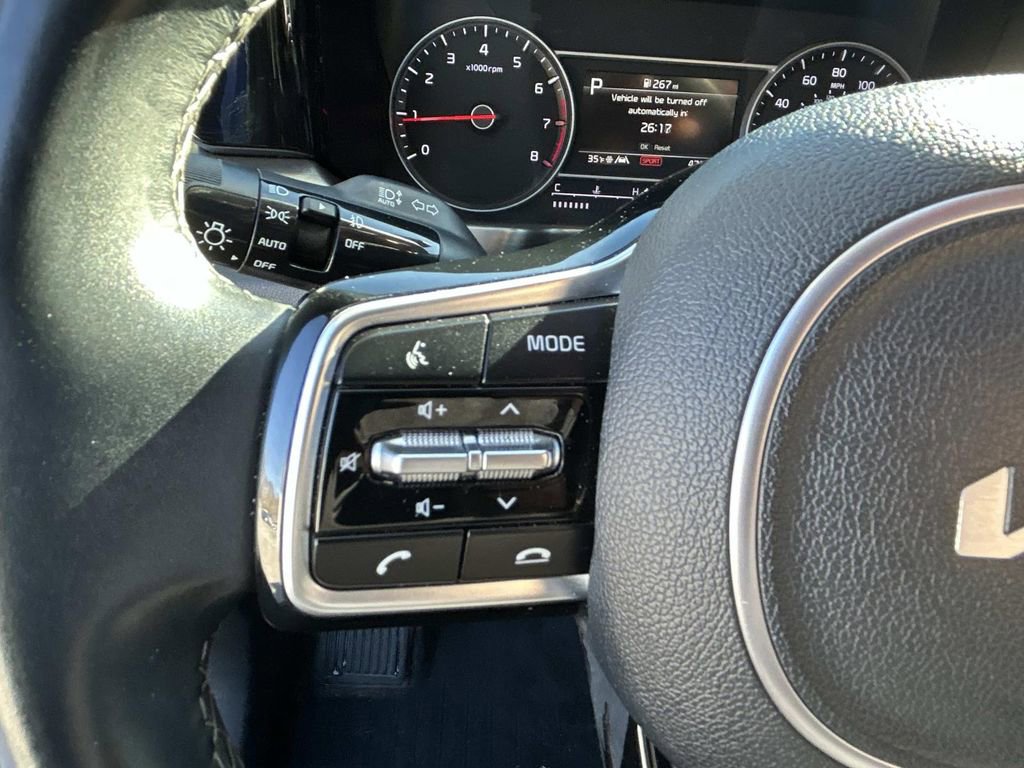 Certified 2022 Kia Sorento SX image 22