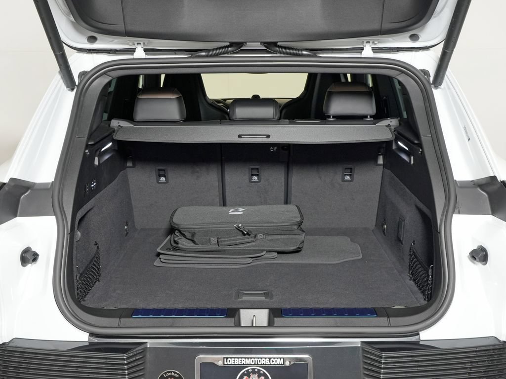 New 2026 Porsche Cayenne Electric AWD/4WD image 46