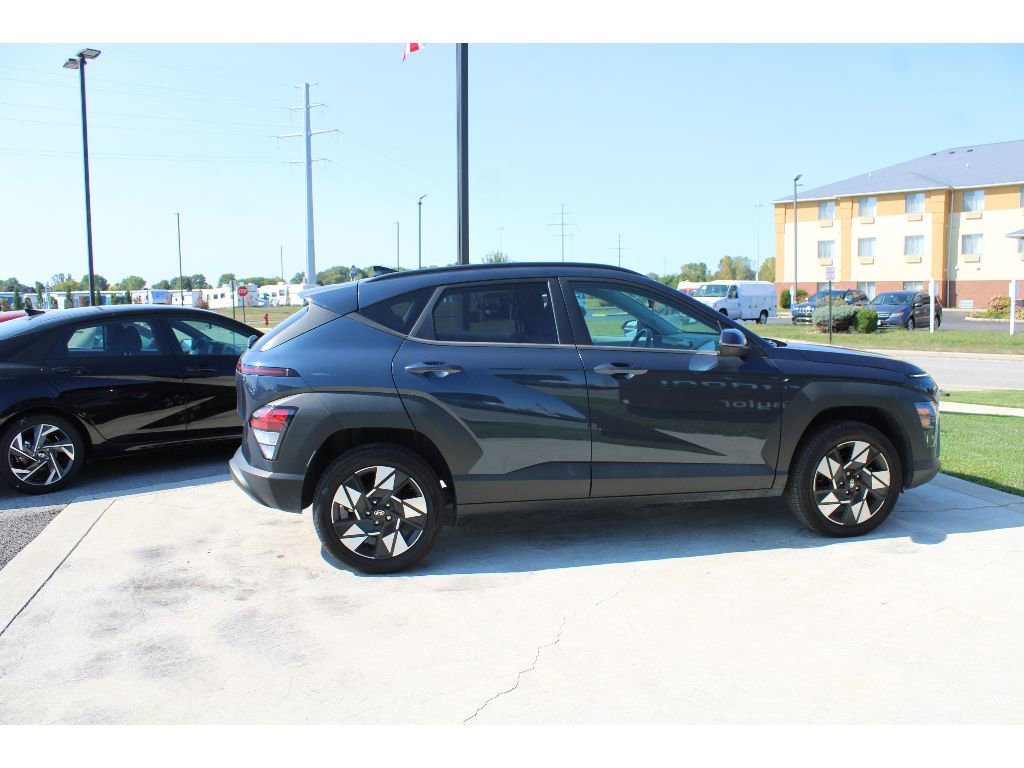 Used 2024 Hyundai Kona SEL AWD/4WD image 6