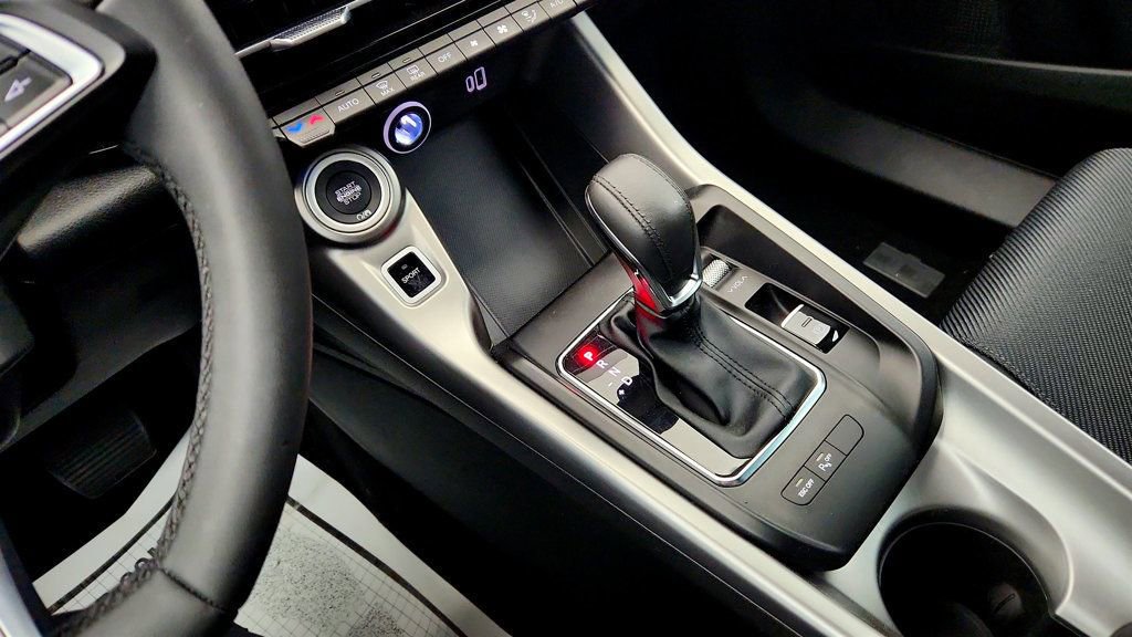 Used 2024 Dodge Hornet R/T w/ R/T Blacktop Package AWD/4WD image 16
