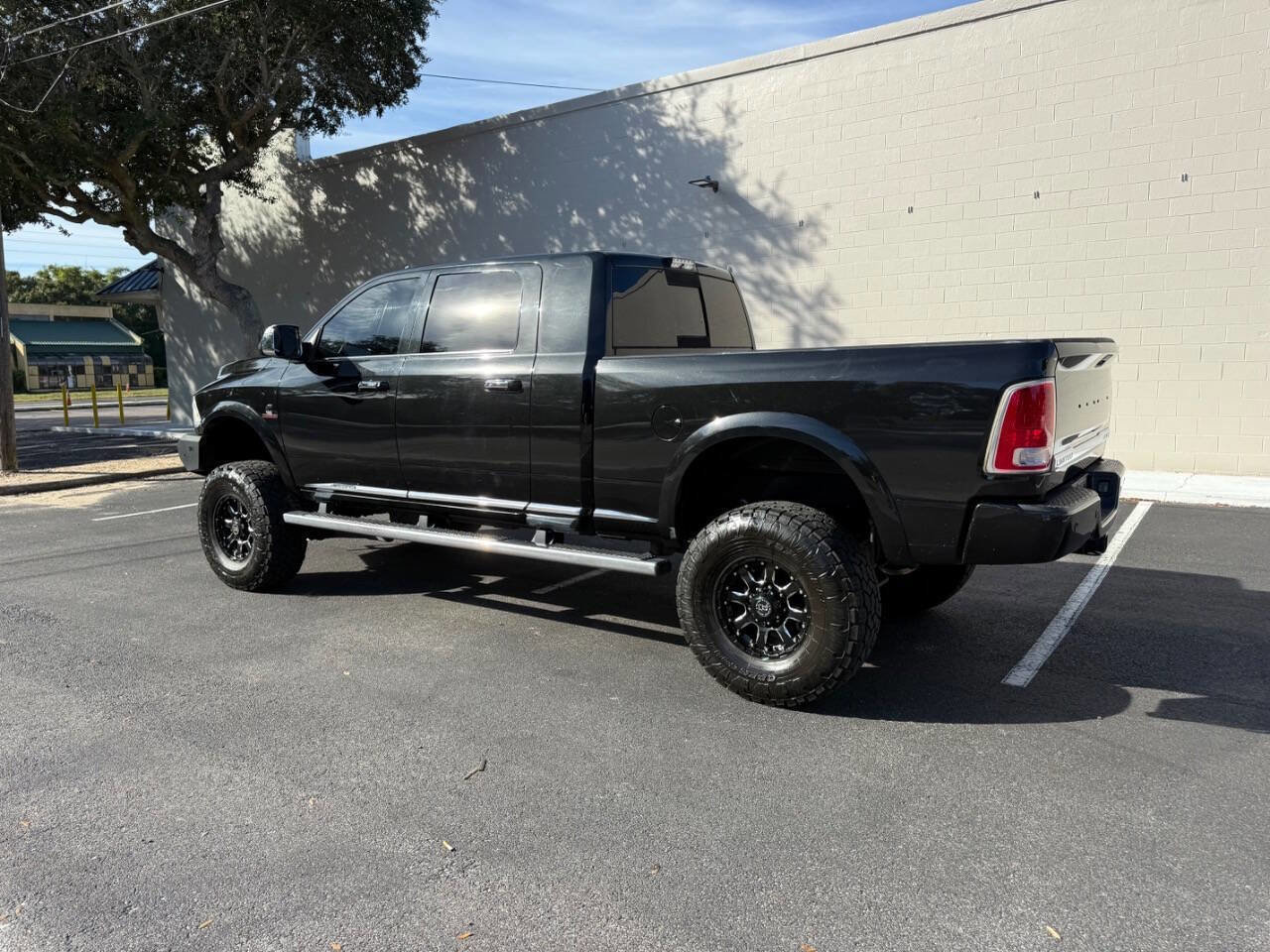 Used 2017 RAM 2500 Limited image 14