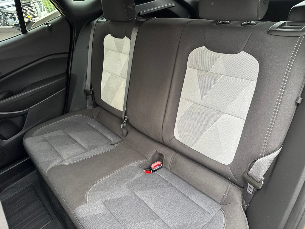 Used 2024 Chevrolet Trax RS w/ Driver Confidence Package FWD image 19