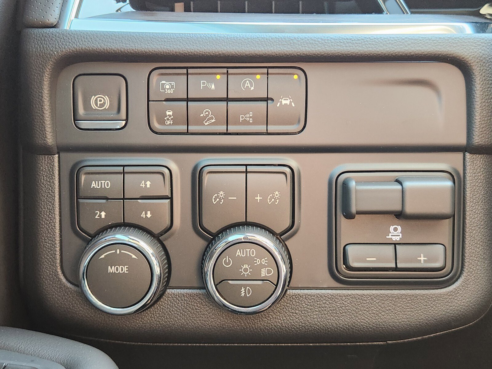 New 2026 Chevrolet Tahoe Premier w/ Sun And Tow Package image 16