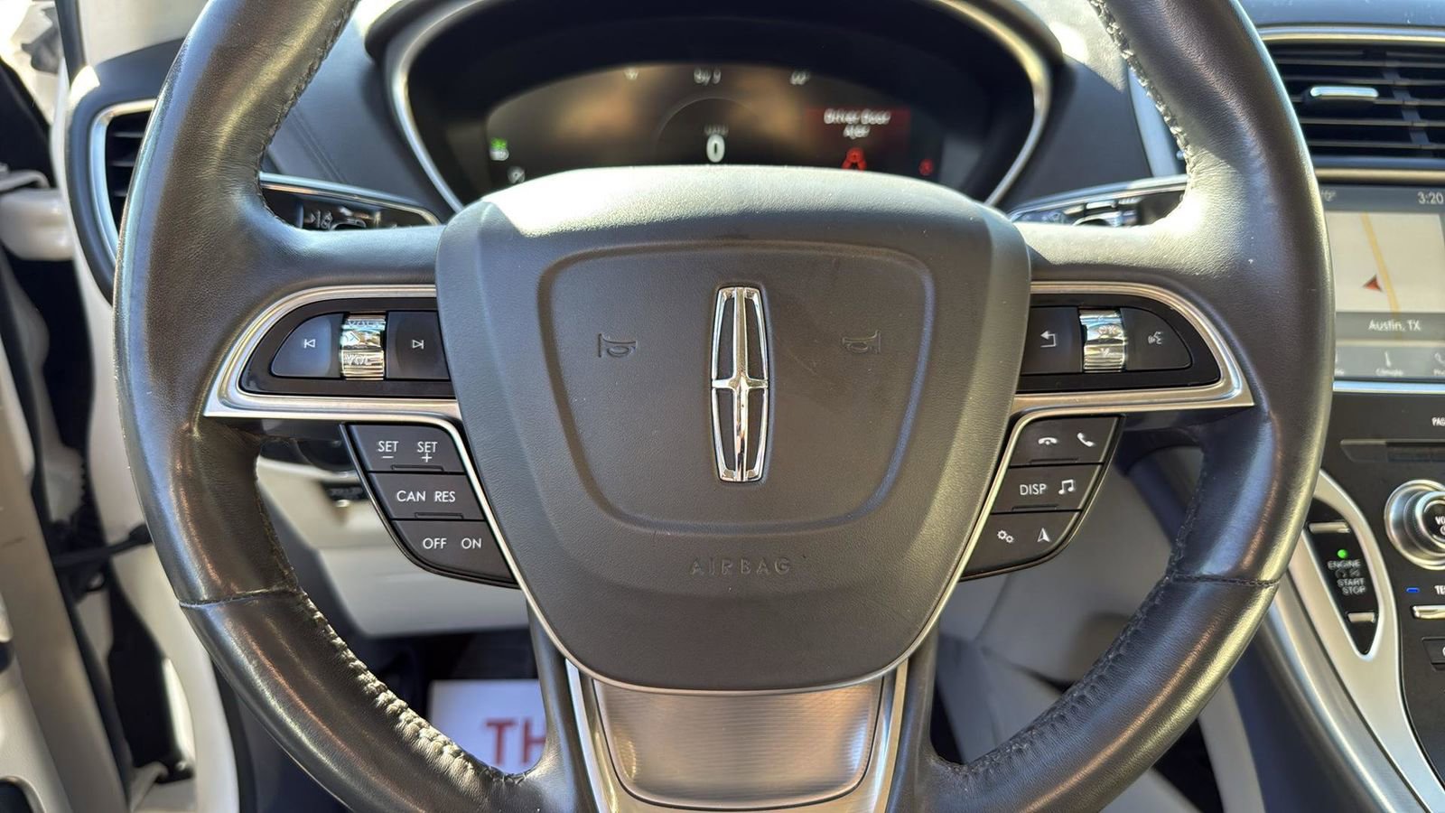 Used 2019 Lincoln Nautilus Reserve image 15
