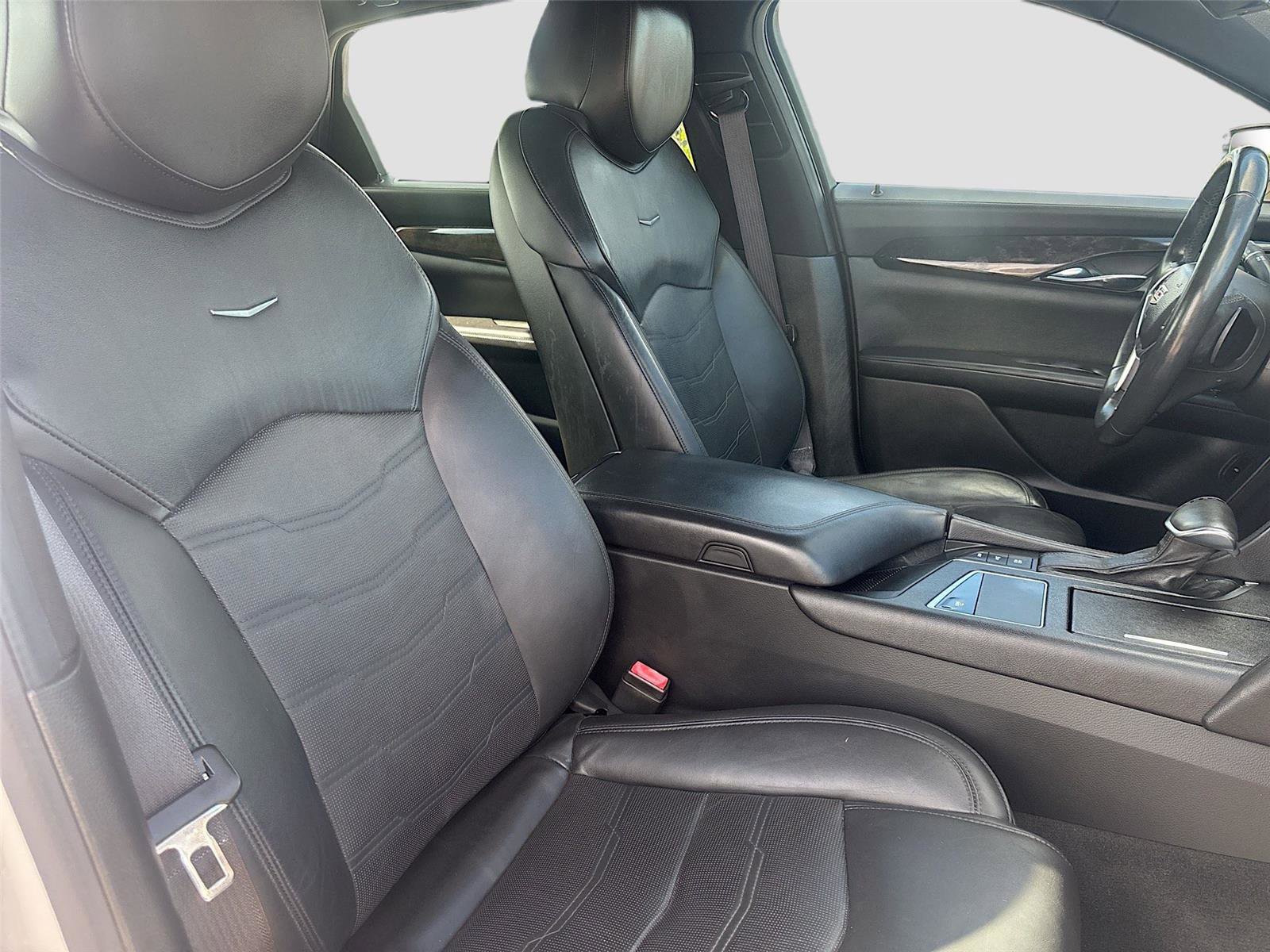 Used 2016 Cadillac CT6 Luxury image 32