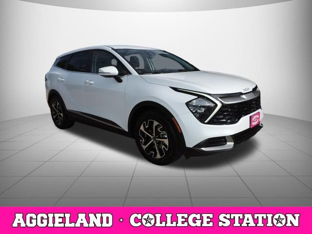 Used 2023 Kia Sportage EX image 3