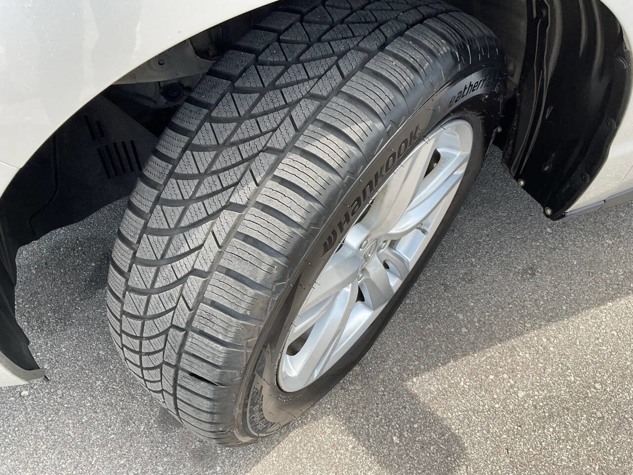 Used 2015 Acura RDX AWD w/ Technology Package image 45
