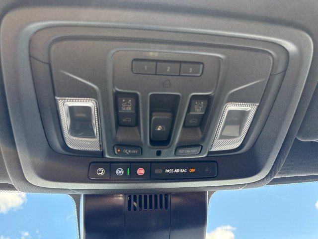 New 2026 GMC Sierra 2500 AT4 AWD/4WD image 32