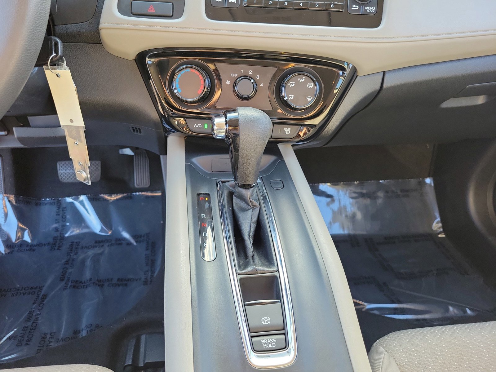 Used 2017 Honda HR-V LX image 22