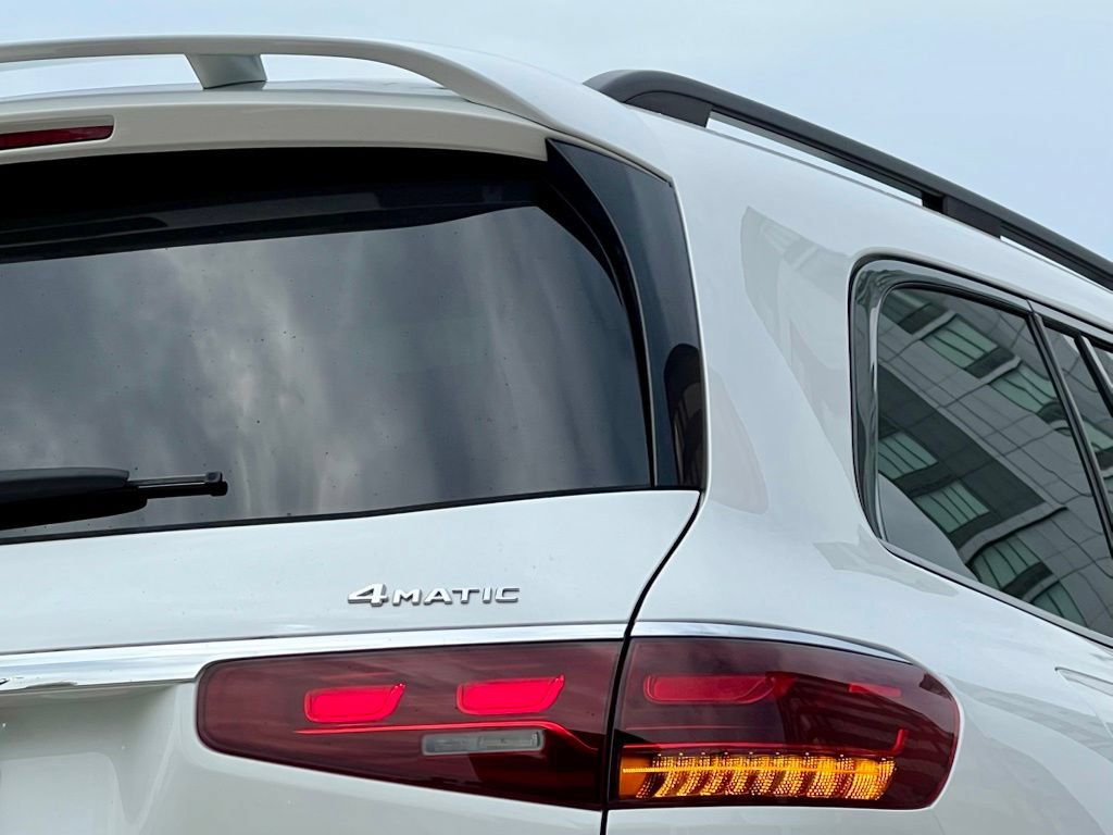 Certified 2025 Mercedes-Benz GLS 580 4MATIC image 15