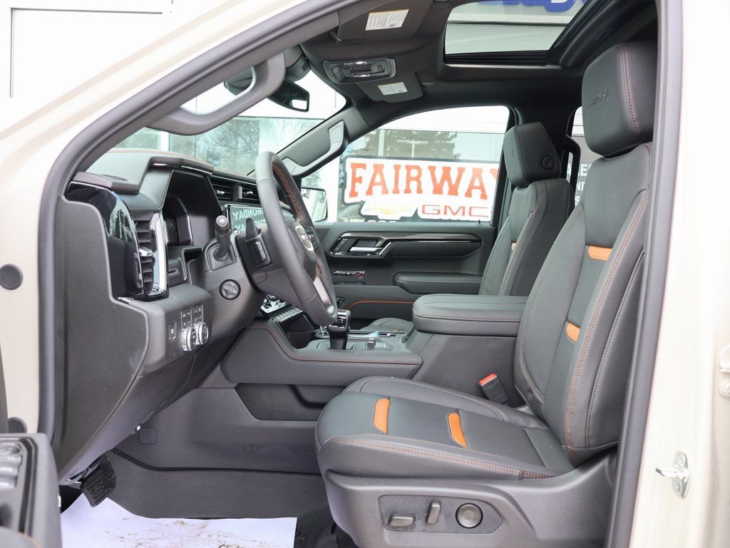 New 2026 GMC Sierra 1500 AT4 w/ AT4 Premium Package AWD/4WD image 15