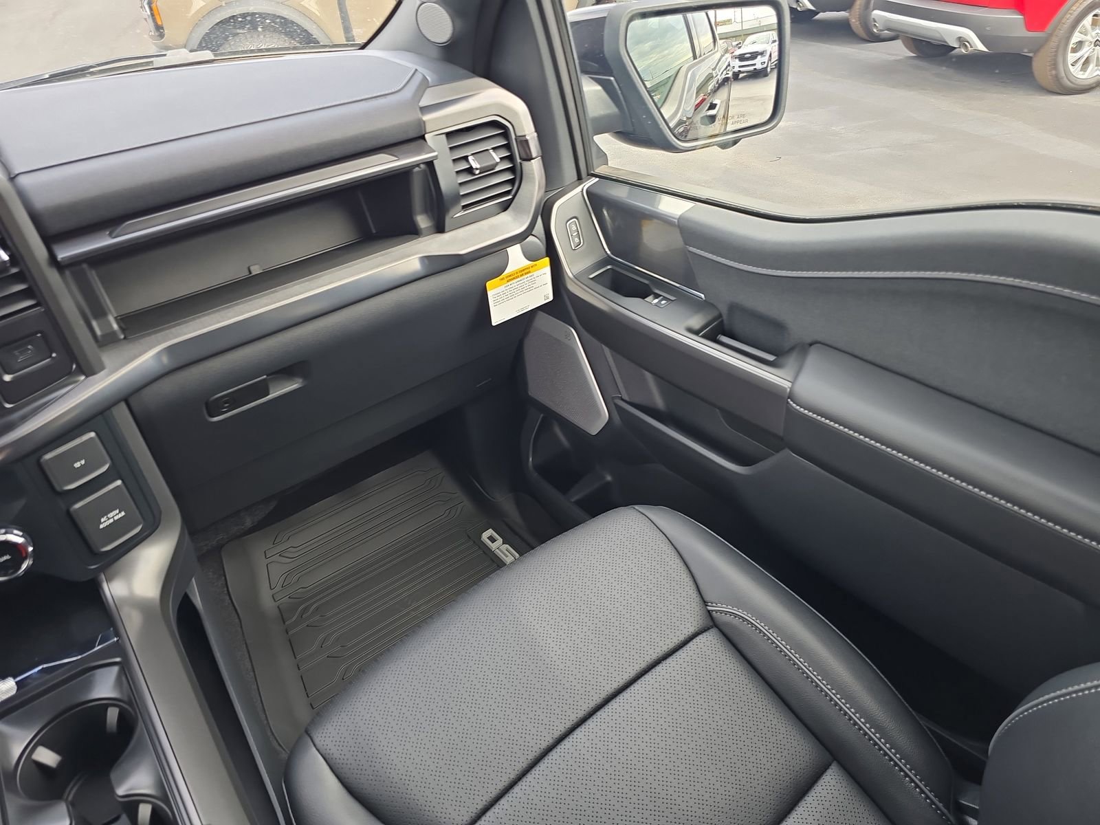 New 2025 Ford F150 Lariat w/ Equipment Group 502A High image 11