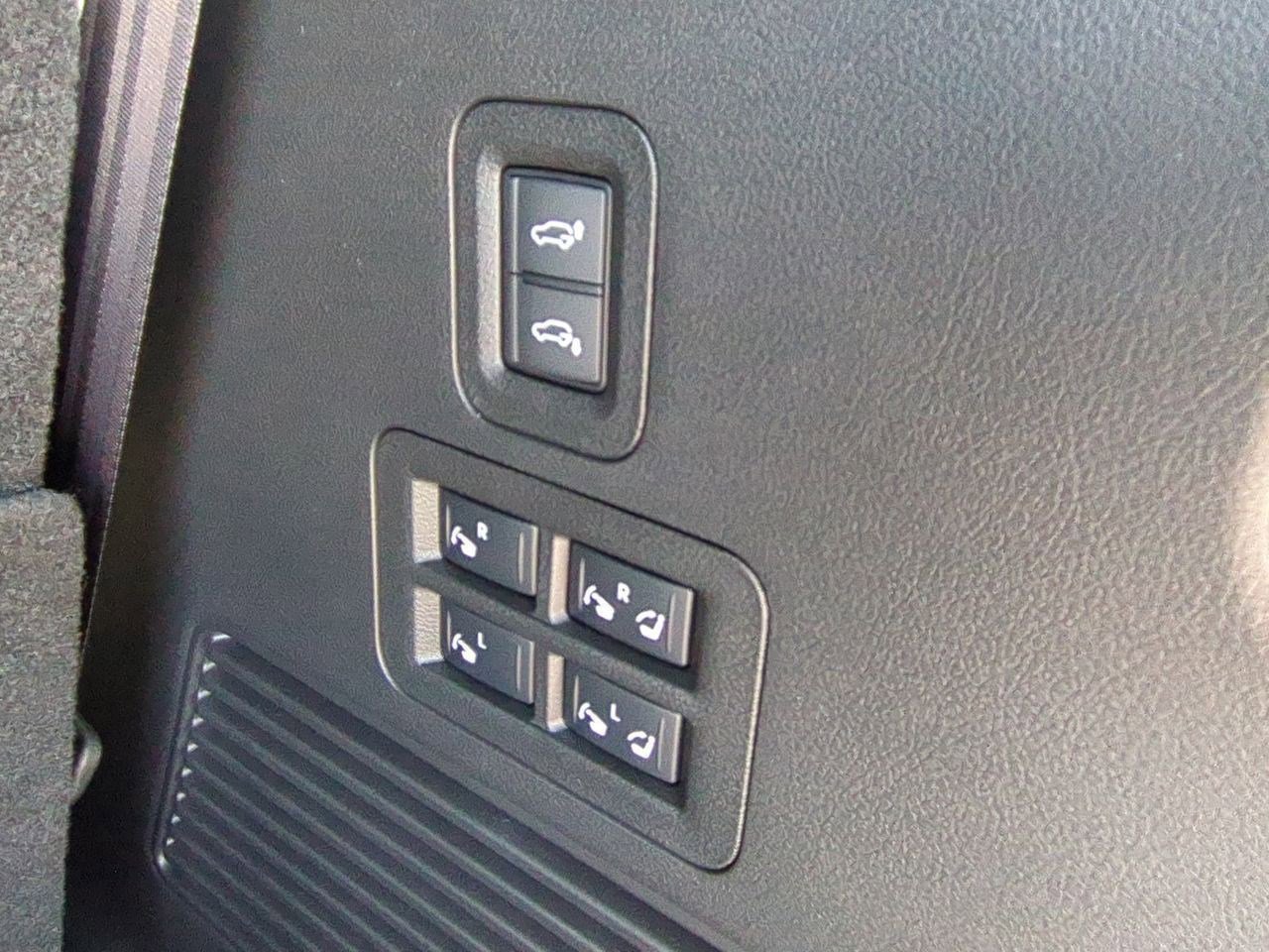 New 2025 Nissan Armada PRO-4X AWD/4WD image 34