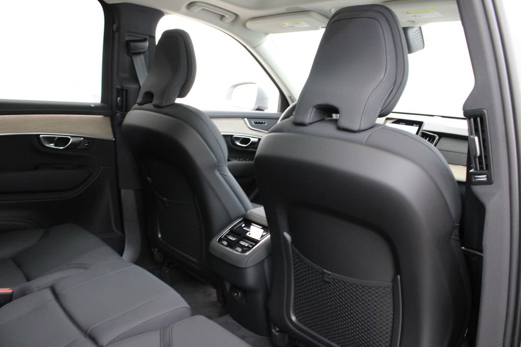 New 2026 Volvo XC90 B6 Plus w/ Protection Package AWD/4WD image 21