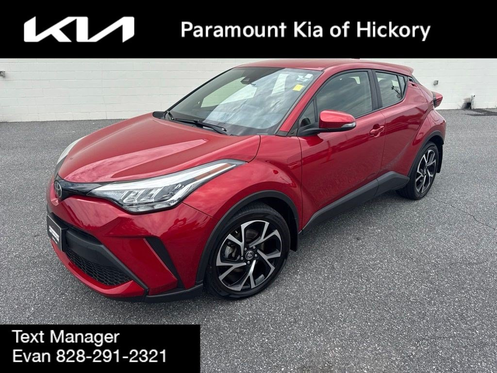 Used 2021 Toyota C-HR XLE FWD image 1