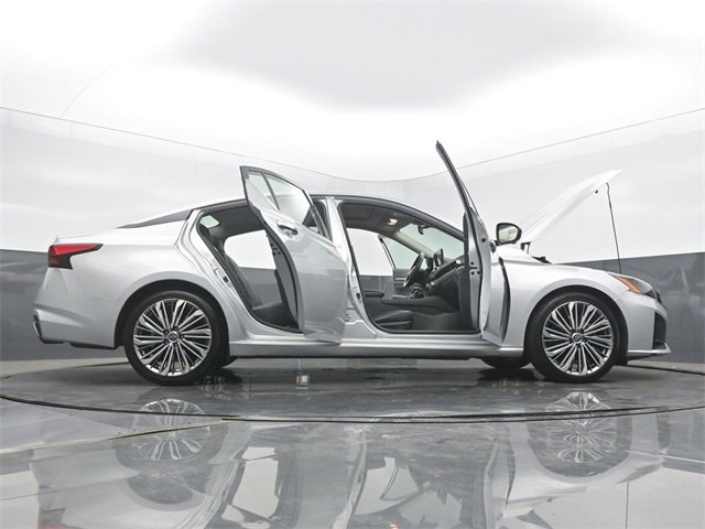Used 2023 Nissan Altima 2.5 SL image 61