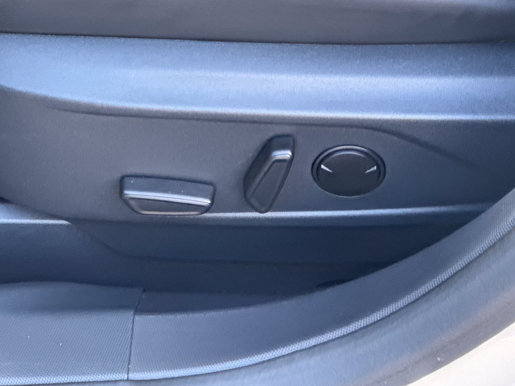 Used 2025 Ford Mustang Mach-E Select w/ Comfort Package Lite RWD image 28