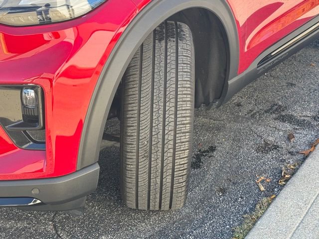 Used 2025 Ford Explorer ST w/ Sun And Sound Package image 10