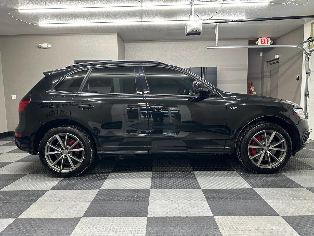 Used 2016 Audi SQ5 Premium Plus w/ Technology Package image 6