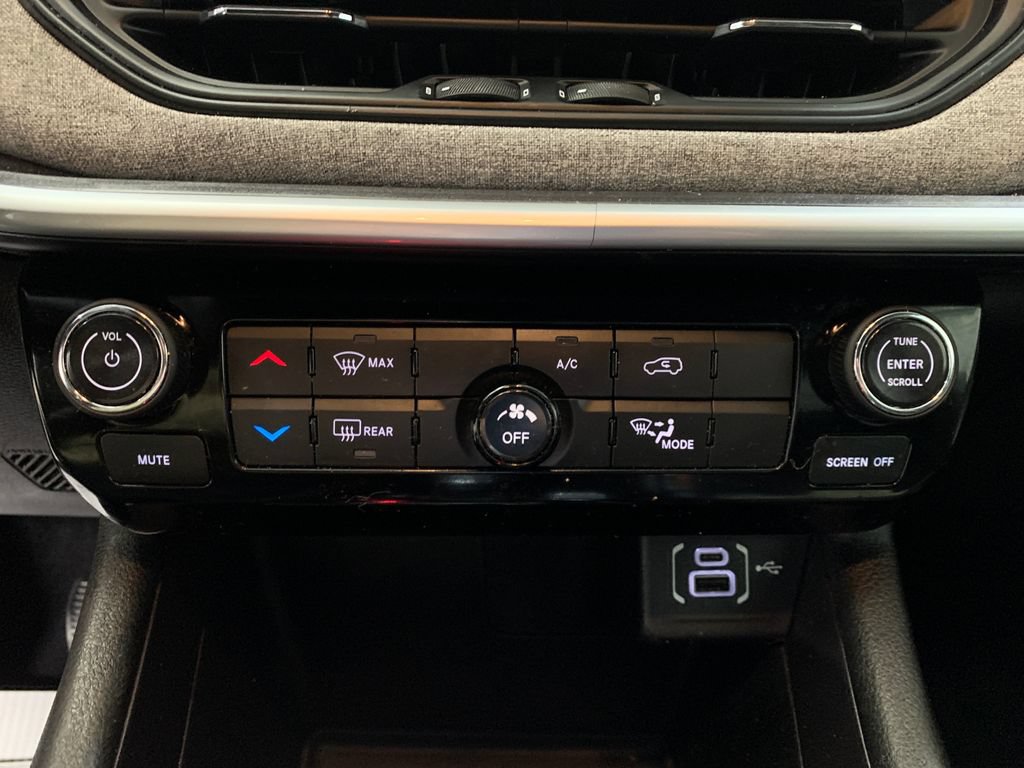 Used 2023 Jeep Compass Sport AWD/4WD image 7