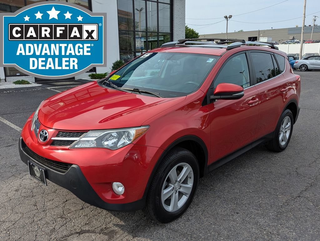 Used 2014 Toyota RAV4 XLE AWD/4WD image 2