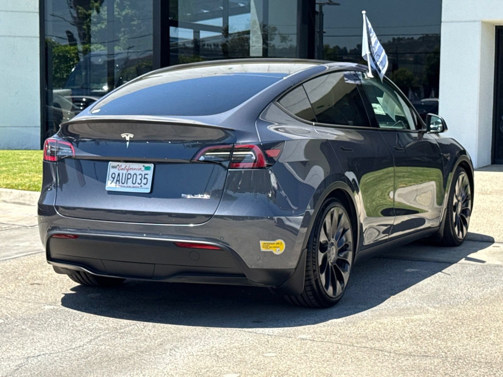 Used 2022 Tesla Model Y Performance AWD/4WD image 15
