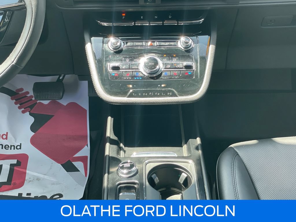 Certified 2022 Lincoln Corsair AWD w/ Equipment Group 101A image 28