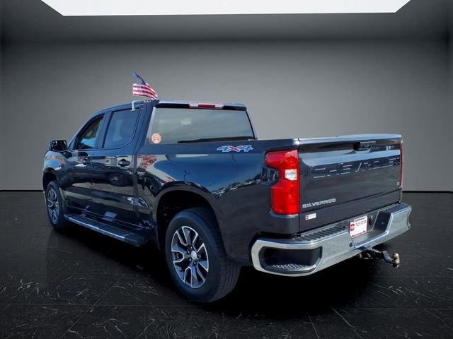 Used 2022 Chevrolet Silverado 1500 LT AWD/4WD image 6
