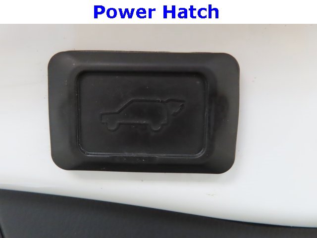 Used 2019 Toyota RAV4 XLE Premium image 35